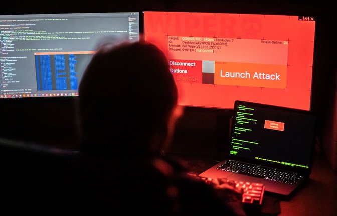 Der russische Angriffskrieg wird auch von Cyberangriffen begleitet.<span class='image-autor'>Foto: Lino Mirgeler/dpa</span>