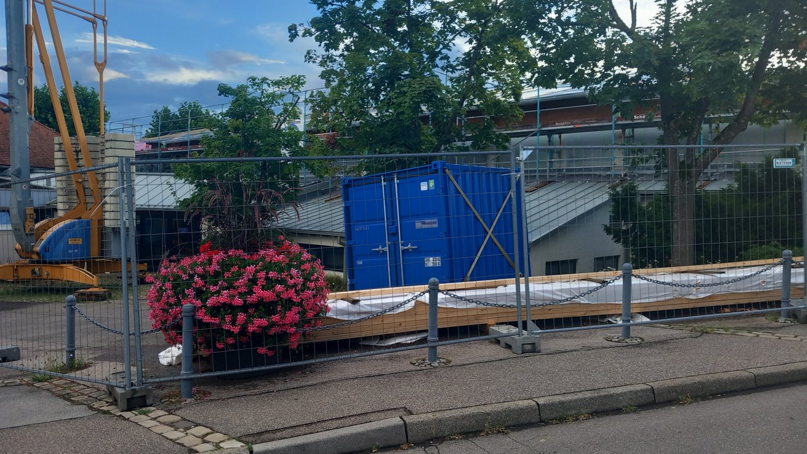 Die Sanierung der Sporthalle in Oberriexingen geht langsamer voran als geplant. Foto: Glemser Die Sanierung der Sporthalle in Oberriexingen geht langsamer voran als geplant. Foto: Glemser
