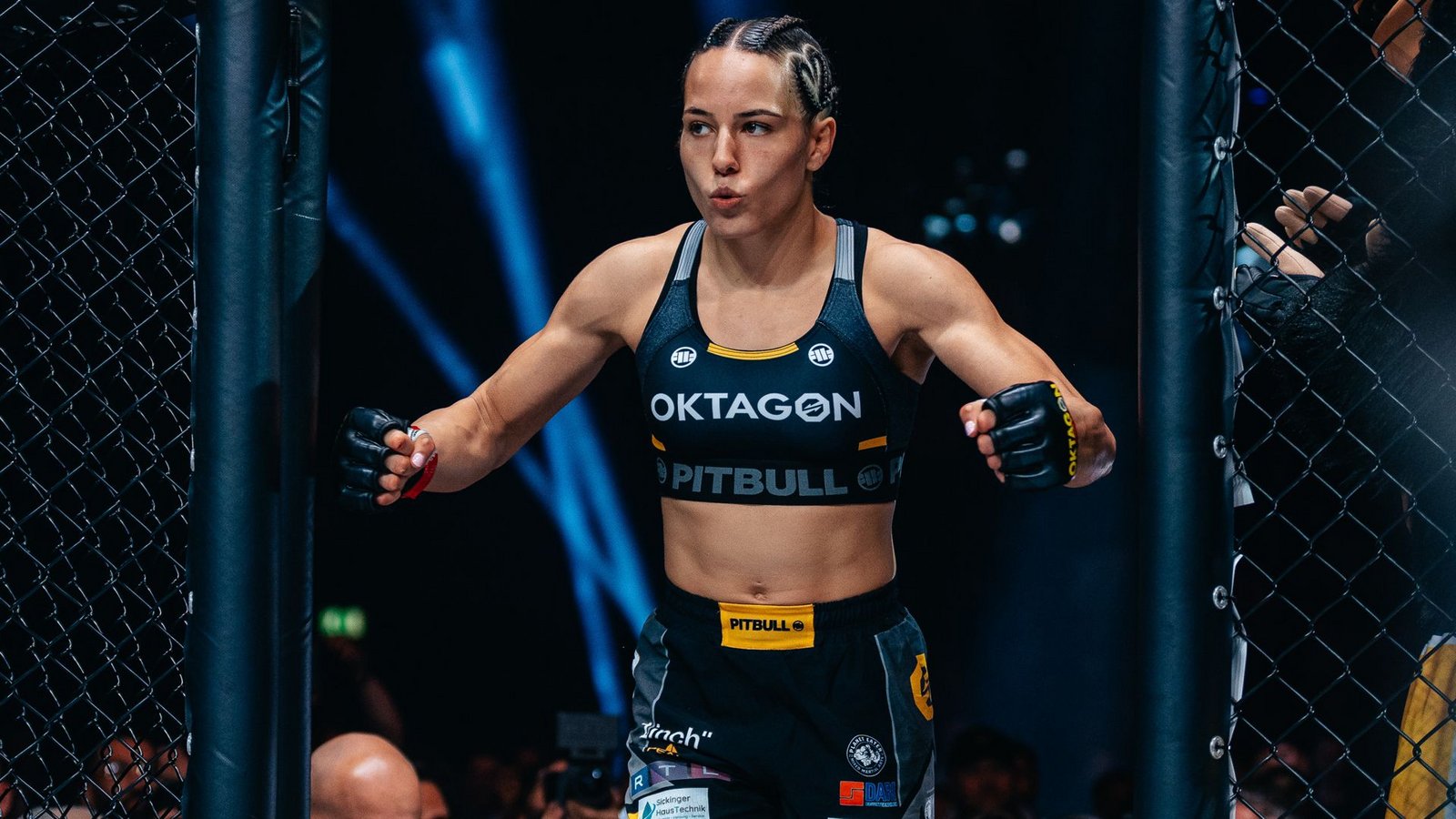 Der aufstrebende MMA-Star Alina Dalaslan freut sich auf ihren nächsten Kampf vor heimischer Kulisse. (Archivbild)Foto: OKTAGON MMA Der aufstrebende MMA-Star Alina Dalaslan freut sich auf ihren nächsten Kampf vor heimischer Kulisse. (Archivbild)Foto: OKTAGON MMA