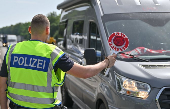 Frankreich-Urlauber aus Baden-Württemberg müssen sich während der Olympischen Spiele auf Grenzkontrollen einstellen. (Symbolbild)<span class='image-autor'>Foto: dpa/Patrick Pleul</span>