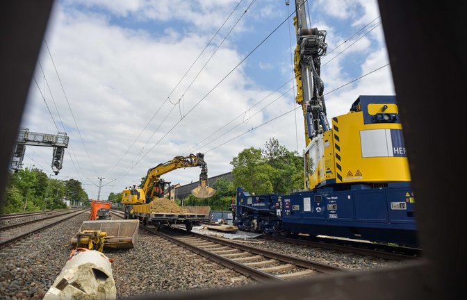 Trotz zahlreicher Baustellen am Bahnnetz droht am Ende doch wieder der Einbau alter Technik.<span class='image-autor'>Foto: LICHTGUT/Max Kovalenko</span>