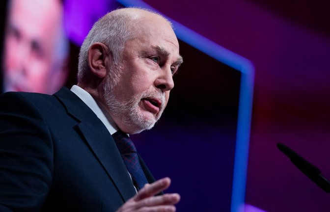 Beamtenbund-Chef Ulrich Silberbach warnt die Politik vor einer Handlungsunfähigkeit in Teilen der Verwaltung.<span class='image-autor'>Foto: dpa/Rolf Vennenbernd</span>