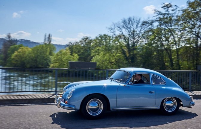 Am Sonntag werden rund 70 Oldtimer auf der Strecke zwischen Fernsehturm und Liederhalle unterwegs sein.<span class='image-autor'>Foto: SML Cargroup</span>