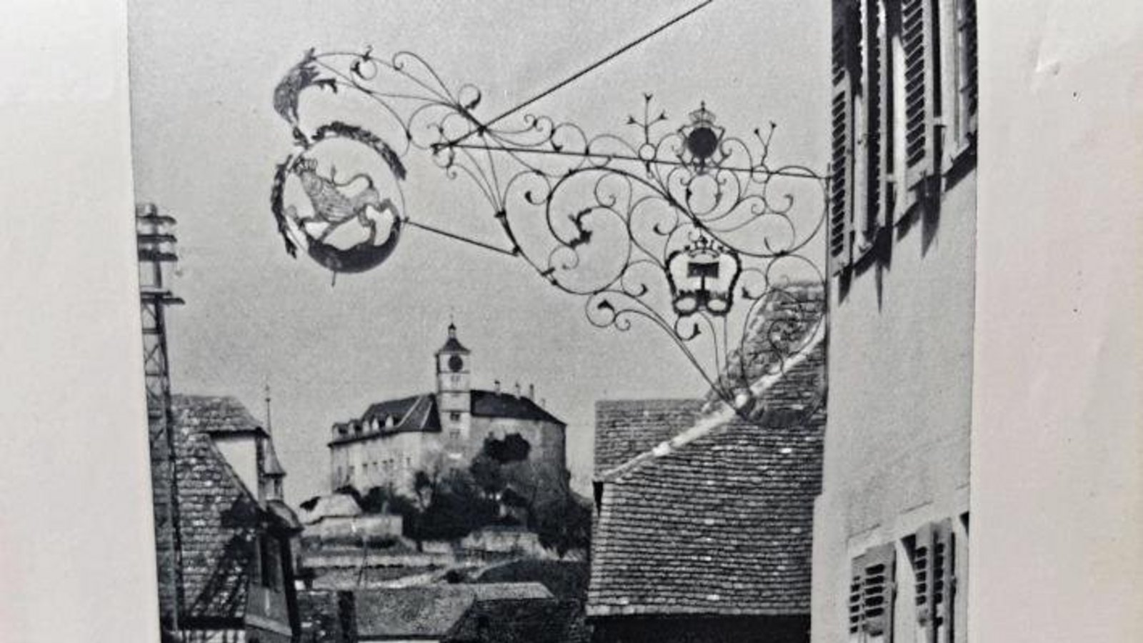 In Halle an der Saale, dem Geburtsort seiner Frau, entdeckte Klaus Kaiser aus Kleinglattbach dieses Foto: ein Kalenderblatt von Vaihingen 1933. In Halle an der Saale, dem Geburtsort seiner Frau, entdeckte Klaus Kaiser aus Kleinglattbach dieses Foto: ein Kalenderblatt von Vaihingen 1933.