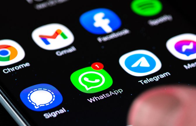 Spam auf WhatsApp ist leider keine Seltenheit.<span class='image-autor'>Foto: Michele Ursi / shutterstock.com</span>