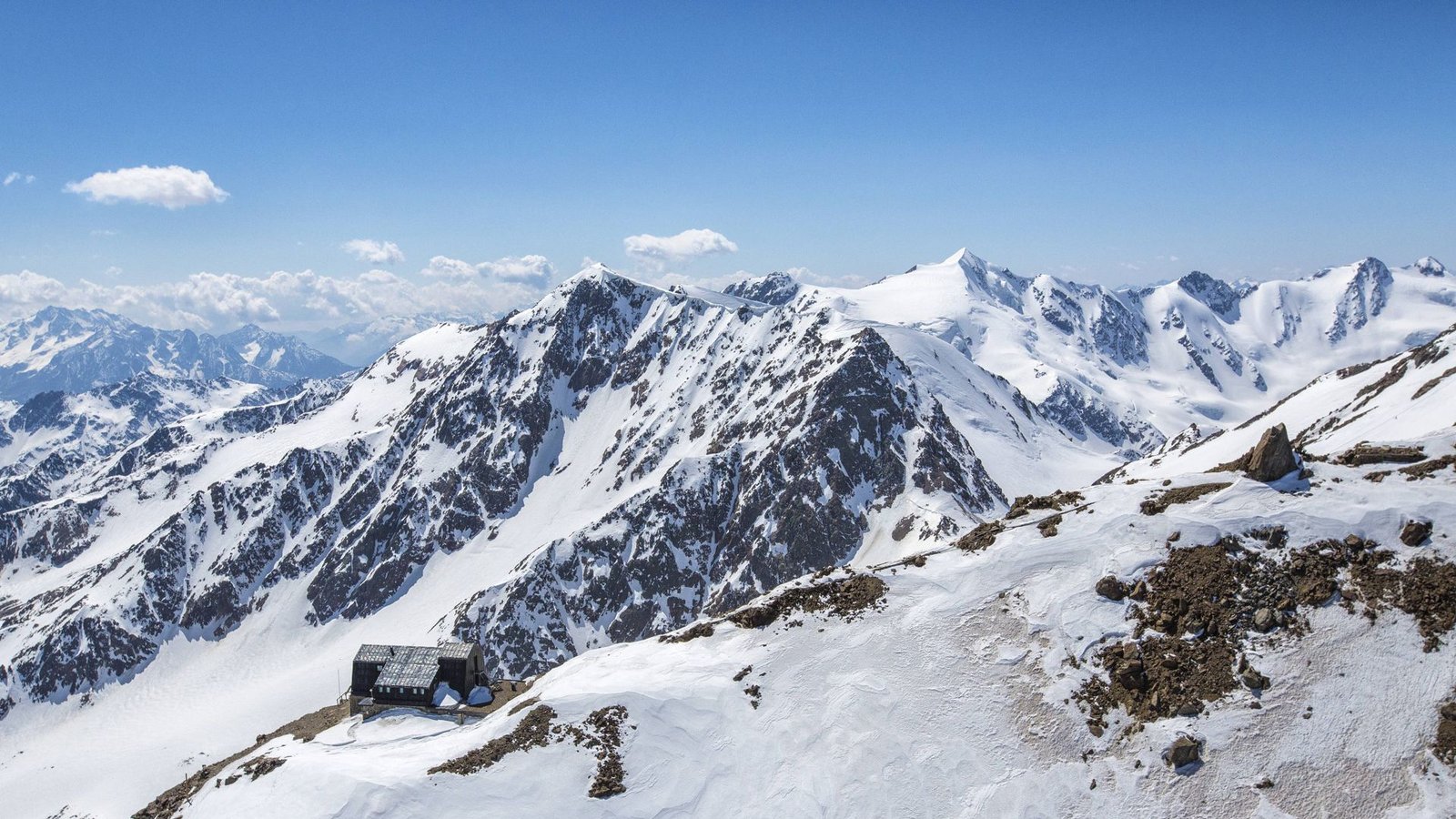 Am Wochenende hat sich in den Alpen der Winter angekündigt.Foto: imago/robertharding/imago stock&people Am Wochenende hat sich in den Alpen der Winter angekündigt.Foto: imago/robertharding/imago stock&people