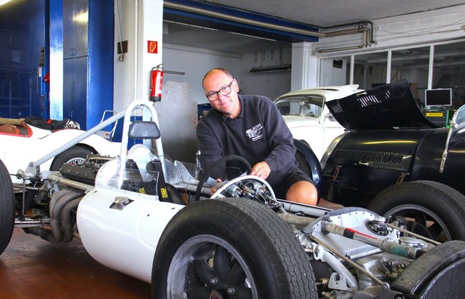 Thorsten Severt  mit einem Cooper, Baujahr 1959.<span class='image-autor'>Foto: Uli Fricker</span>