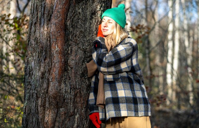 Ohne Kopfhörer im Wald – daran müsste man sich erst mal wieder gewöhnen.<span class='image-autor'>Foto: IMAGO//Dmitrii Marchenko</span>