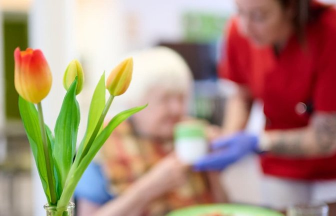 Das Defizit wächst: Springt der Bund ein oder steigen die Beiträge zur Pflegeversicherung?<span class='image-autor'>Bernd Thissen/dpa</span>