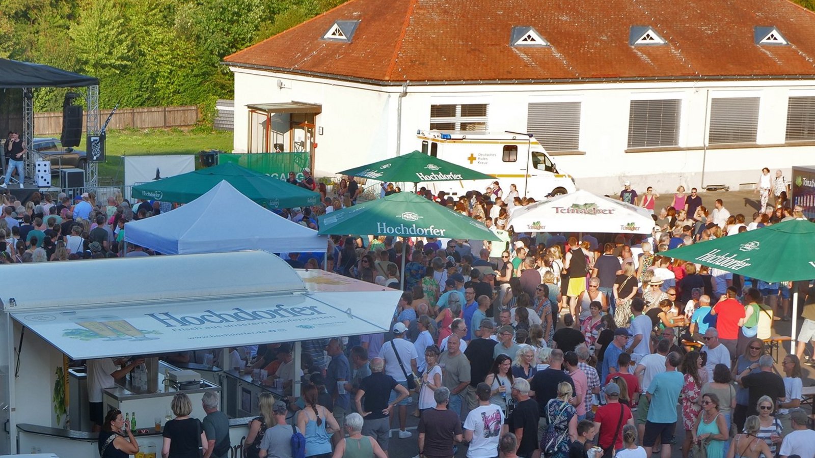 Auch zum Abschluss viel Betrieb: Die Veranstaltungsreihe MusicVille in Vaihingen ist ein Publikumsmagnet. Fotos: Friedrich Auch zum Abschluss viel Betrieb: Die Veranstaltungsreihe MusicVille in Vaihingen ist ein Publikumsmagnet. Fotos: Friedrich