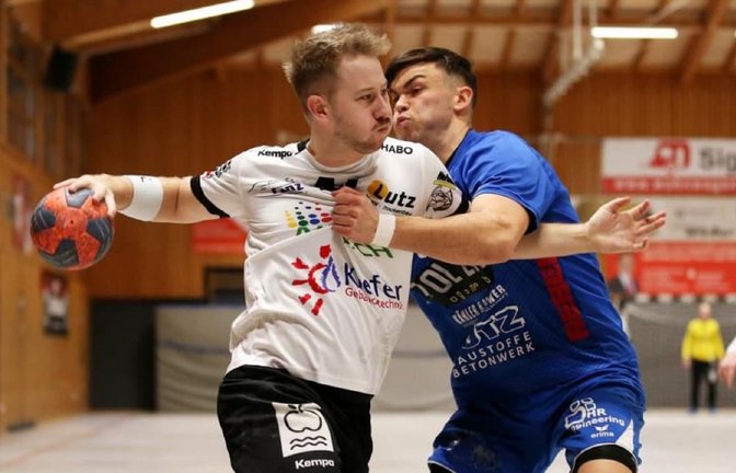 Rückraumspieler Leon Tingler (links) trägt wieder das Trikot der Habo SG.<span class='image-autor'>Archiv Baumann/Keppler</span>