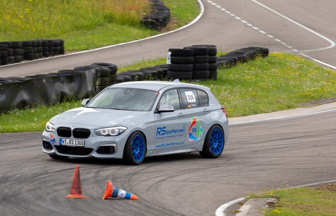 Erfolgreiche Dienstreise nach Liedolsheim: Udo Roller gewinnt auf der Kartbahn.  <span class='image-autor'>Foto: privat</span>