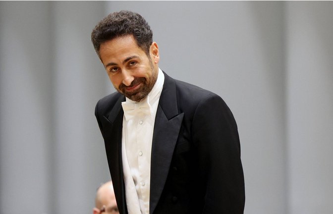 Der Dirigent Nabil Shehata bei einem Konzert im Jahr 2023<span class='image-autor'>Foto: IMAGO/Rene Traut</span>