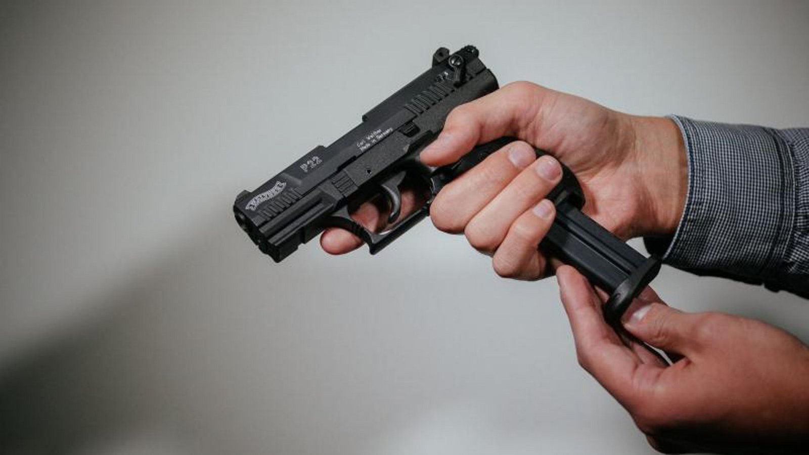 Geht es nach der Reform, braucht man für Schreckschusswaffen künftig eine Erlaubnis.Foto: dpa/Oliver Killig Geht es nach der Reform, braucht man für Schreckschusswaffen künftig eine Erlaubnis.Foto: dpa/Oliver Killig