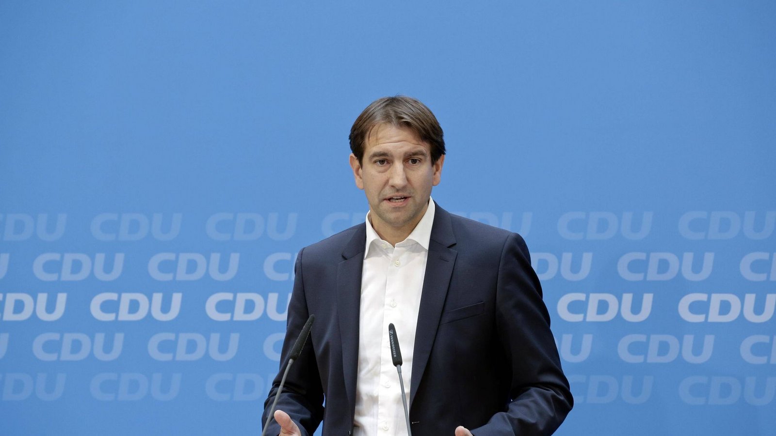 Andreas Jung bei einer Pressekonferenz.Foto: imago images//Reiner Zensen