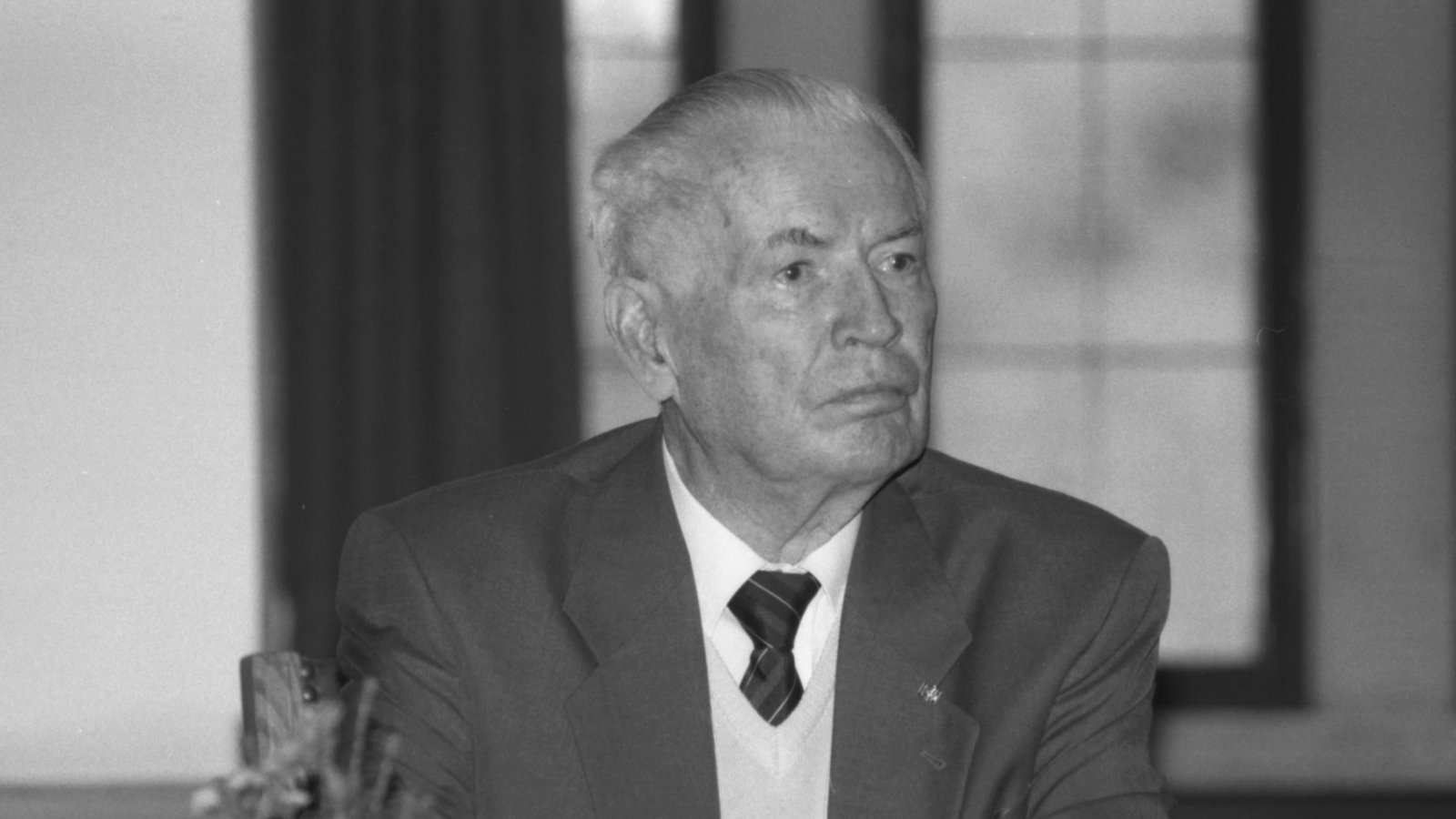 Dieses Foto von Hans Hoffmann wurde bei einem Empfang zu seinem 80. Geburtstag im Jahr 1995 aufgenommen.Foto: Stadtarchiv Heilbronn/Barbara Kimmerle Dieses Foto von Hans Hoffmann wurde bei einem Empfang zu seinem 80. Geburtstag im Jahr 1995 aufgenommen.Foto: Stadtarchiv Heilbronn/Barbara Kimmerle