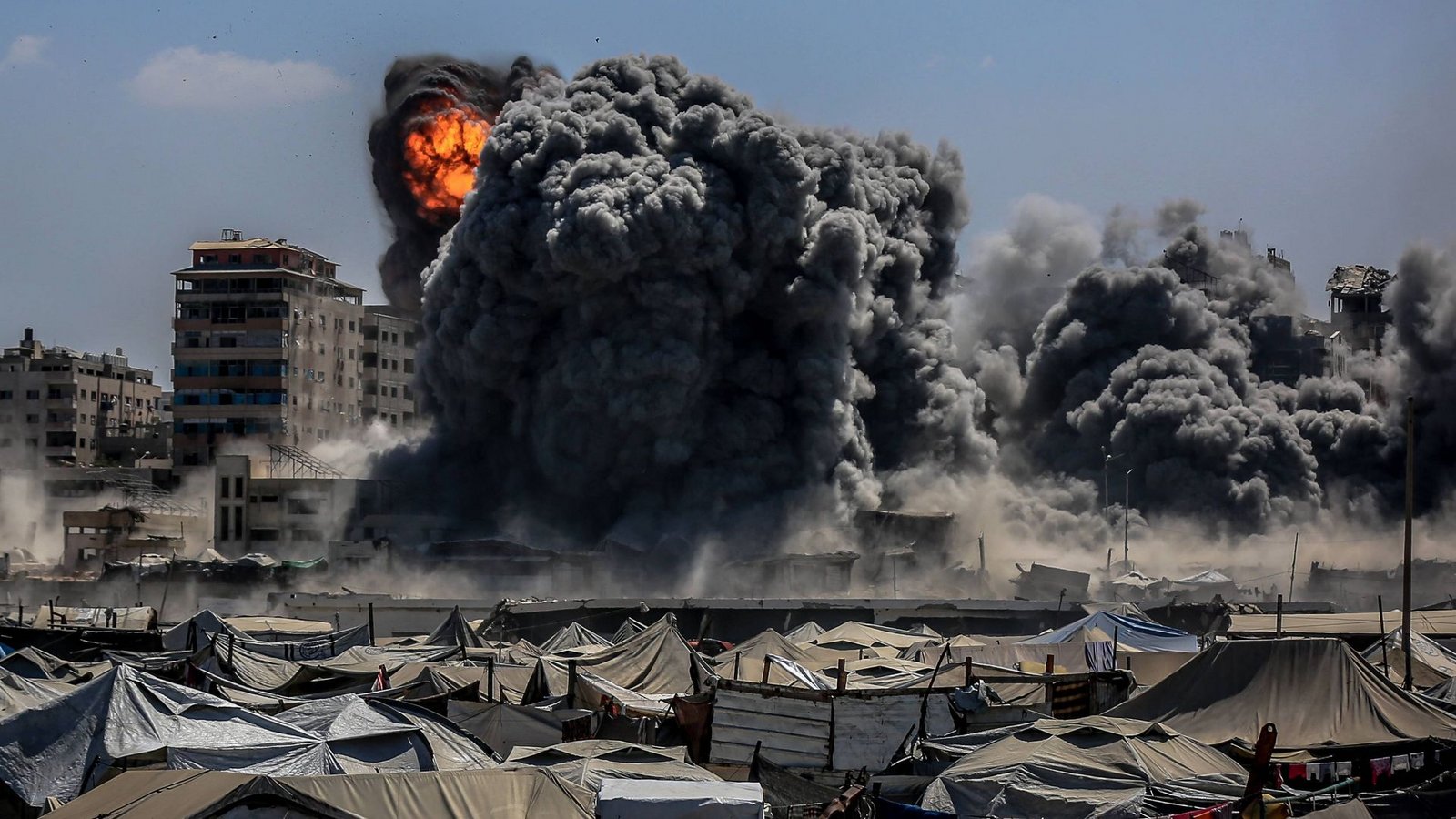 Rauch steigt vom Harmony Tower auf, direkt nachdem er von israelischen Streitkräften im westlichen Gazastadt bombardiert wurde (Archivfoto).Foto: IMAGO/Anadolu Agency/IMAGO/Saeed M. M. T. Jaras Rauch steigt vom Harmony Tower auf, direkt nachdem er von israelischen Streitkräften im westlichen Gazastadt bombardiert wurde (Archivfoto).Foto: IMAGO/Anadolu Agency/IMAGO/Saeed M. M. T. Jaras