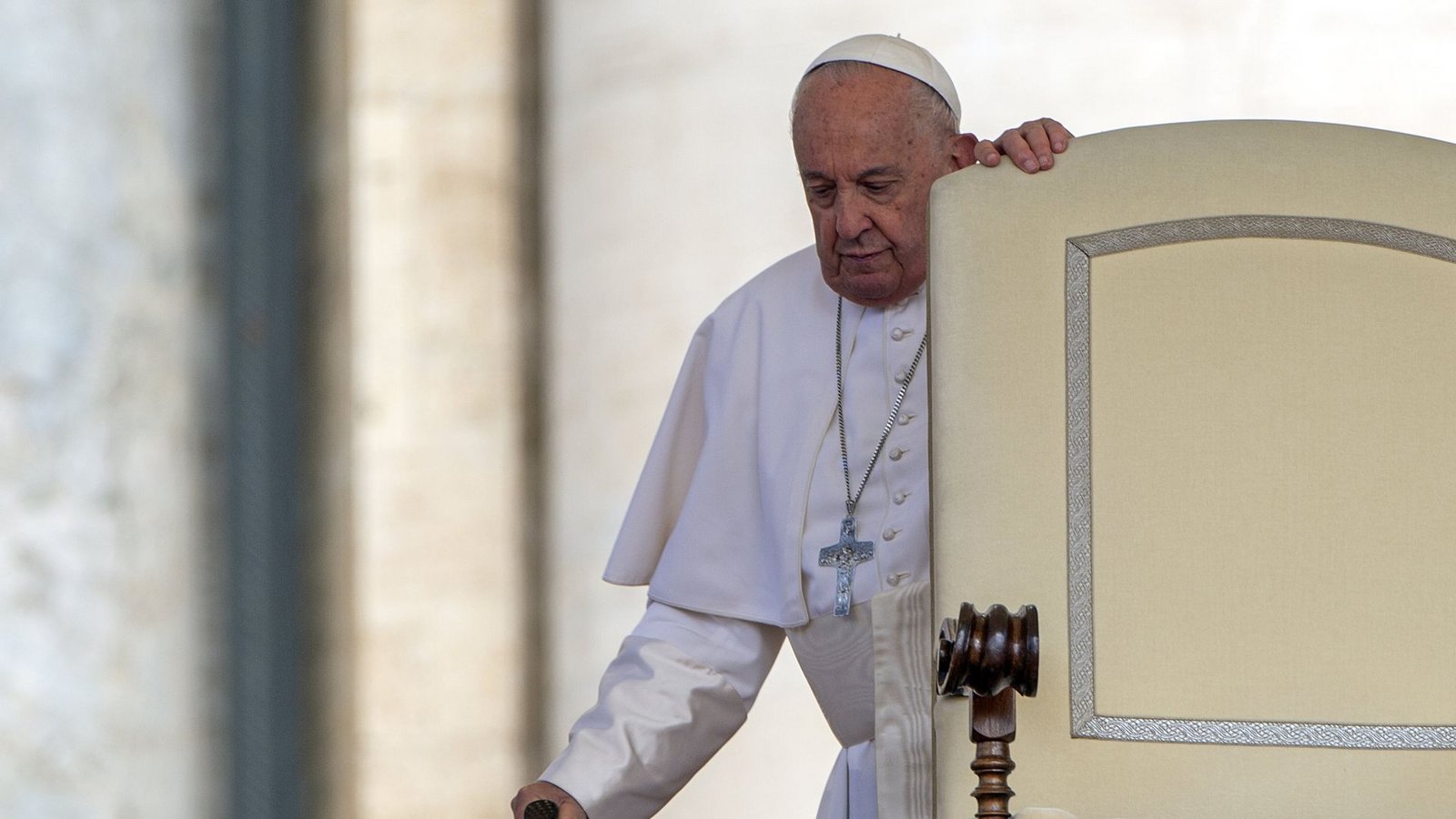 Der Pontifex ist mal wieder durch seine drastische Wortwahl unangenehm aufgefallen. Hat er es gar nicht so gemeint?Foto: dpa/Alessia Giuliani Der Pontifex ist mal wieder durch seine drastische Wortwahl unangenehm aufgefallen. Hat er es gar nicht so gemeint?Foto: dpa/Alessia Giuliani