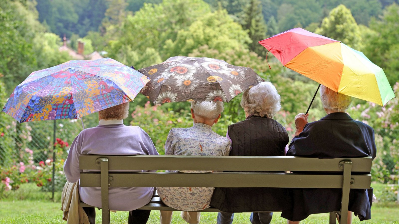 In Baden-Württemberg haben Frauen in Heidelberg die höchste Lebenserwartung, gefolgt von den Landkreisen Tübingen, dem Bodenseekreis und Breisgau-Hochschwarzwald.Foto: picture alliance / Uli Deck/dpa/Uli Deck In Baden-Württemberg haben Frauen in Heidelberg die höchste Lebenserwartung, gefolgt von den Landkreisen Tübingen, dem Bodenseekreis und Breisgau-Hochschwarzwald.Foto: picture alliance / Uli Deck/dpa/Uli Deck
