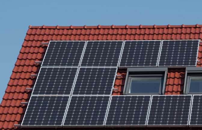 Photovoltaik auf dem Dach – Sicherheitsrisiko im Keller?<span class='image-autor'>Foto: Uwe Anspach/dpa-tmn</span>