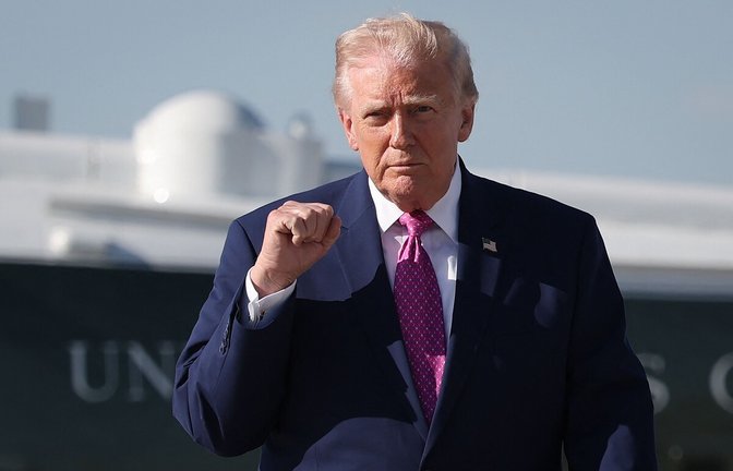 Donald Trump signalisiert Stärke, die er nicht hat.<span class='image-autor'>Foto: Getty Images via AFP</span>