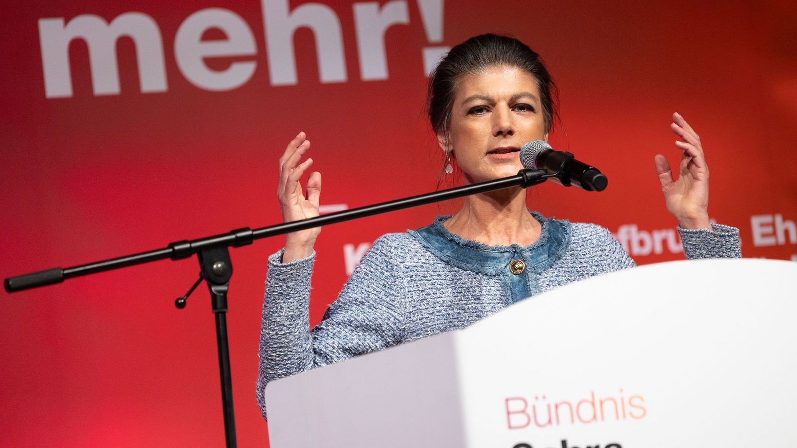Sahra Wagenknecht vom BSW bei einem Wahlkampfauftritt in der Stuttgarter Liederhalle.Foto: Lichtgut/Leif Piechowski Sahra Wagenknecht vom BSW bei einem Wahlkampfauftritt in der Stuttgarter Liederhalle.Foto: Lichtgut/Leif Piechowski