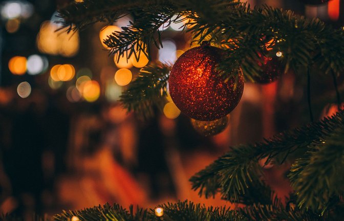 Lichterglanz und Familienzeit – das gehört für viele zum Weihnachtsfest dazu.<span class='image-autor'>Foto: Unsplash</span>