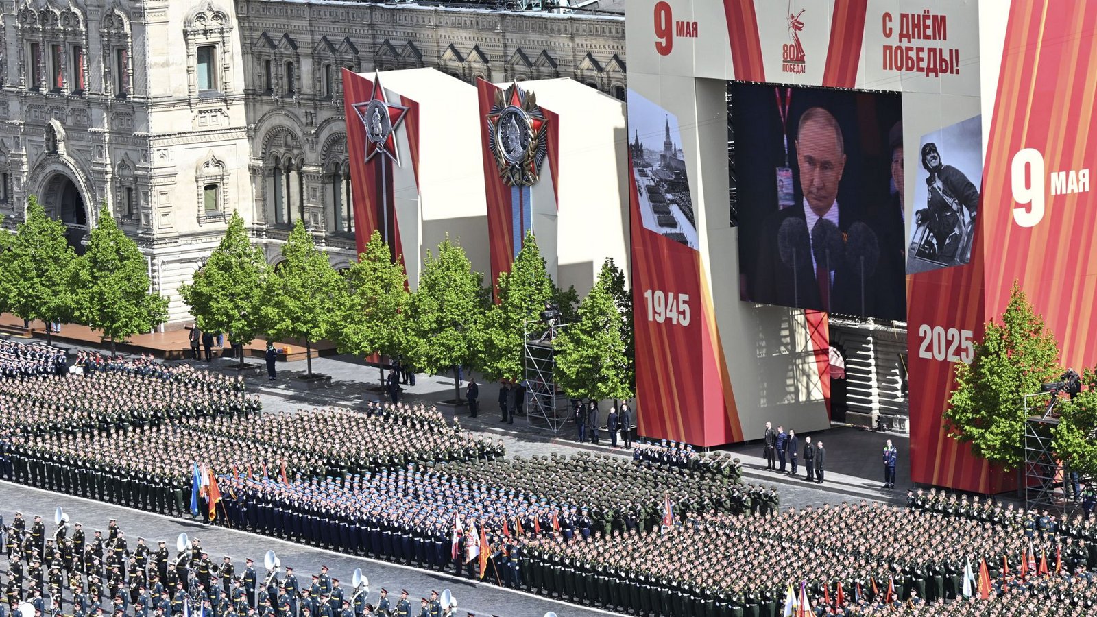 Viele Einheiten russischer Soldaten nahmen an der Militärparade durch das Moskauer Stadtzentrum zum Gedenken an das Ende des Zweiten Weltkriegs vor 80 Jahren teil.Foto: Maxim Bogovid/Photo host agency Viele Einheiten russischer Soldaten nahmen an der Militärparade durch das Moskauer Stadtzentrum zum Gedenken an das Ende des Zweiten Weltkriegs vor 80 Jahren teil.Foto: Maxim Bogovid/Photo host agency