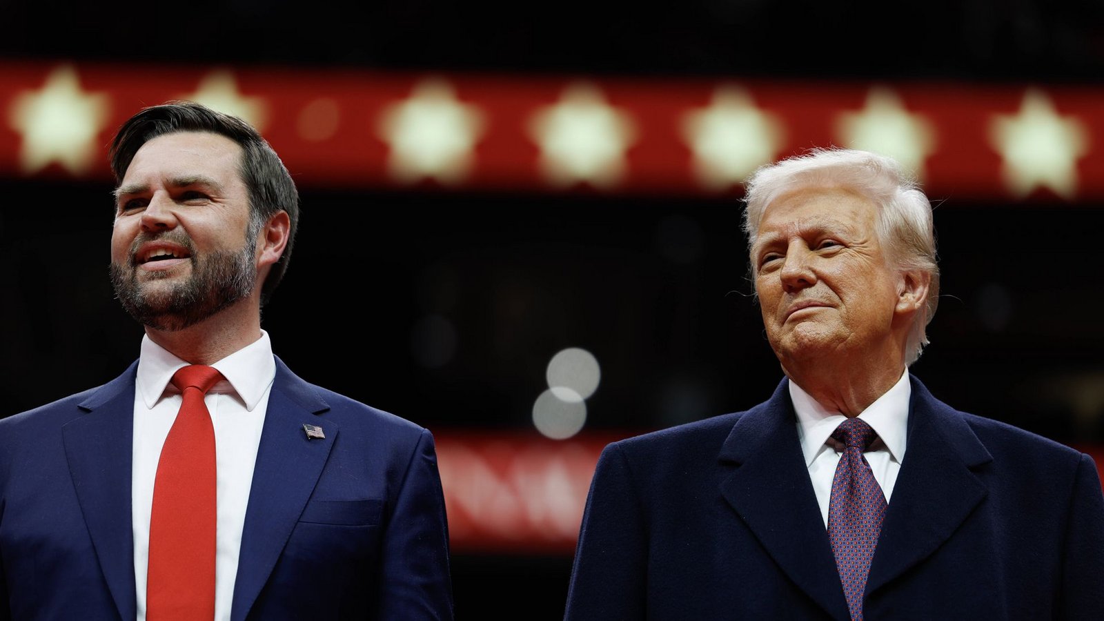 Ohne eigenes Zutun freuen sich JD Vance (links) und Donald Trump über Millionen neue Follower auf den Meta-Plattformen.Foto: IMAGO/Newscom / AdMedia/IMAGO/CNP/AdMedia Ohne eigenes Zutun freuen sich JD Vance (links) und Donald Trump über Millionen neue Follower auf den Meta-Plattformen.Foto: IMAGO/Newscom / AdMedia/IMAGO/CNP/AdMedia