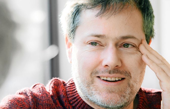 Regisseur Milo Rau wird für die Staatsoper Stuttgart Glucks „Alceste“ in einer Koproduktion mit den Wiener Festwochen inszenieren.<span class='image-autor'>Foto: imago images/Sabine Gudath</span>