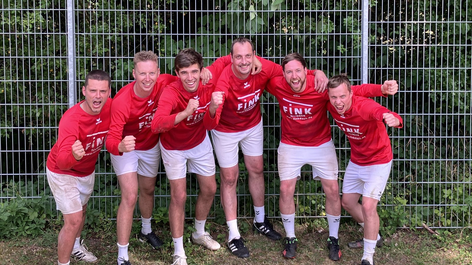 Für die Schwabenliga ist der TV Vaihingen III zu stark. Lars Thormeyer (von links), Carsten Reitschuster, Luca Modenese, Marc Krüger, Felix Schindler und Alexander Perleß. Es fehlen Jan Bontrup und Pirmin Neuberger. Foto: privat