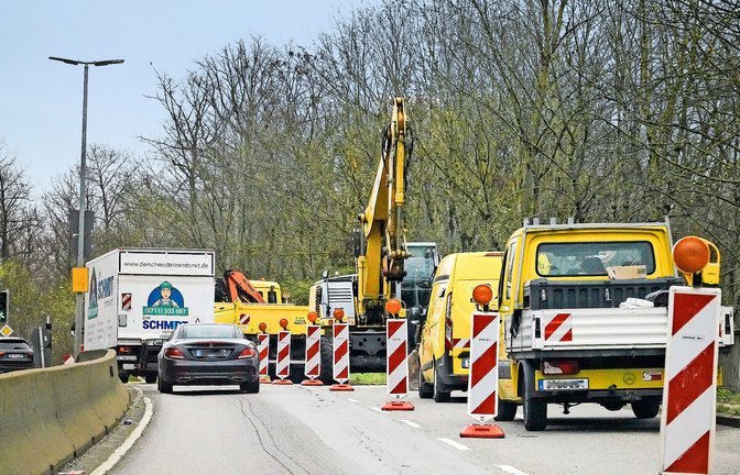 Schon 2024 wurde an den Brücken im Zuge der Rotenwaldstraße gearbeitet. Nun soll ein Neubau entstehen.<span class='image-autor'>Foto: Lichtgut/Ferdinando Iannone</span>