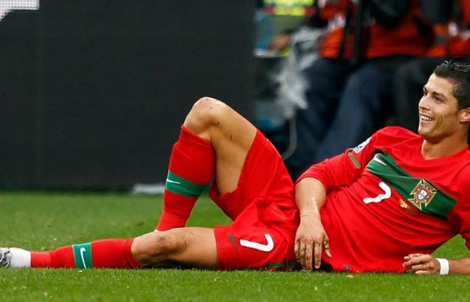 Seit Jahren auf Top-Niveau: Fußballer Cristiano Ronaldo, heute 41, hat schon als junger Spitzensportler mit ausgeklügelten Regenerationstechniken auf sich aufmerksam gemacht.<span class='image-autor'>dpa/Armando Franca</span>
