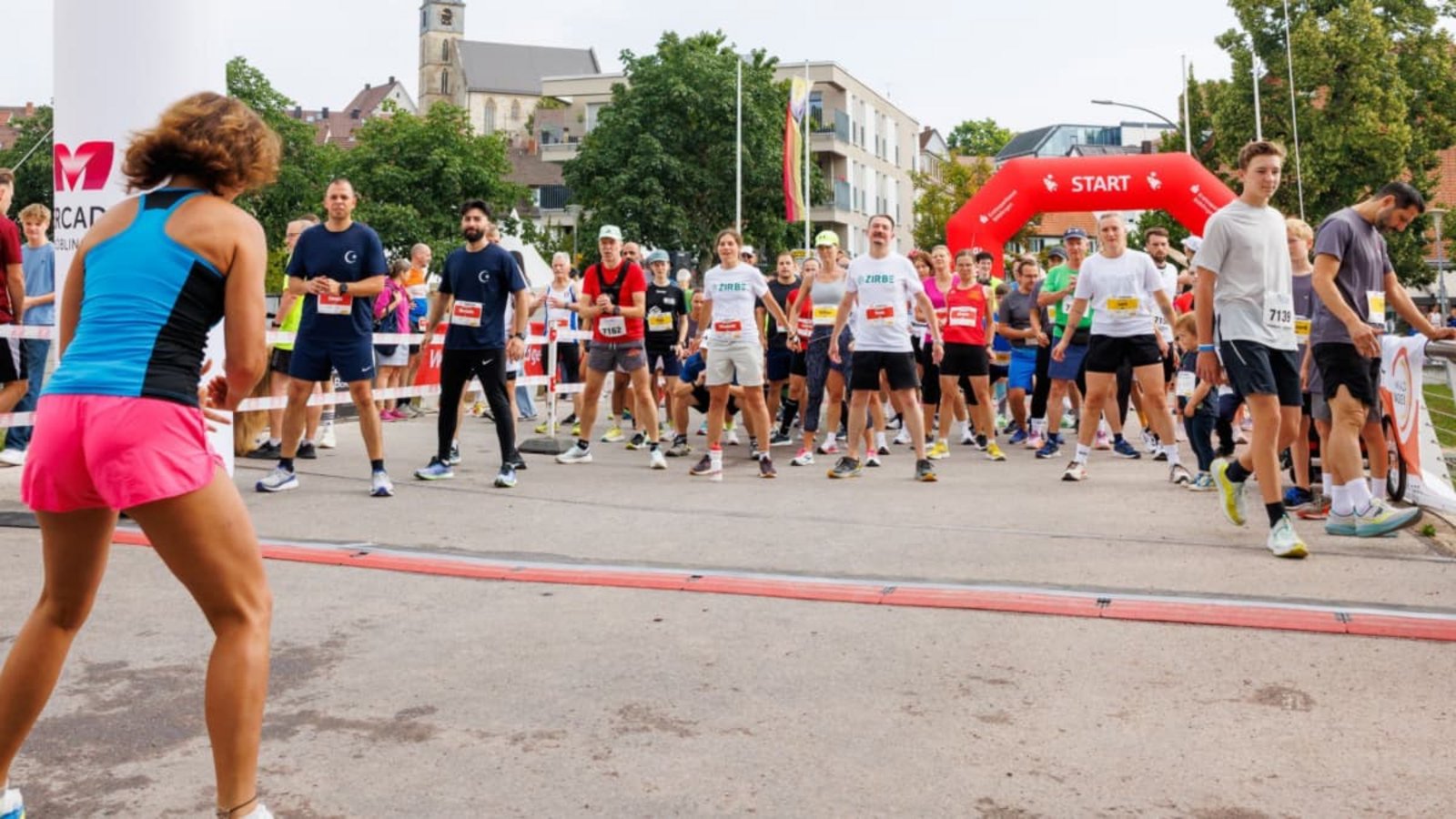 Aufwärmen für den Böblinger Stadtlauf!Stefanie Schlecht