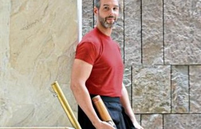 Ilja Sibbor und sein Didgeridoo.  Foto: p