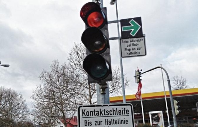Es gibt ihn noch in Vaihingen: den grünen Pfeil. Foto: Rößler