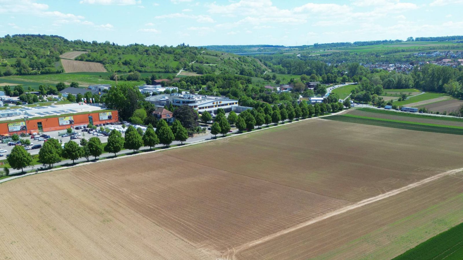 Voraussichtlich 2027 soll mit dem Bau des Gewerbegebiets zwischen Stuttgarter Straße und B 10 begonnen werden. Archivfoto: VKZ/Küppers Voraussichtlich 2027 soll mit dem Bau des Gewerbegebiets zwischen Stuttgarter Straße und B 10 begonnen werden. Archivfoto: VKZ/Küppers