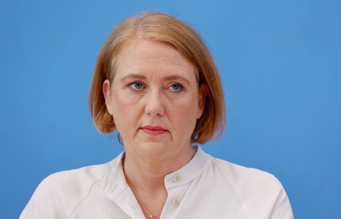 Zu den Details der Kindergrundsicherung wollte Lisa Paus lange nichts verraten.<span class='image-autor'>Foto: imago/Metodi Popow</span>