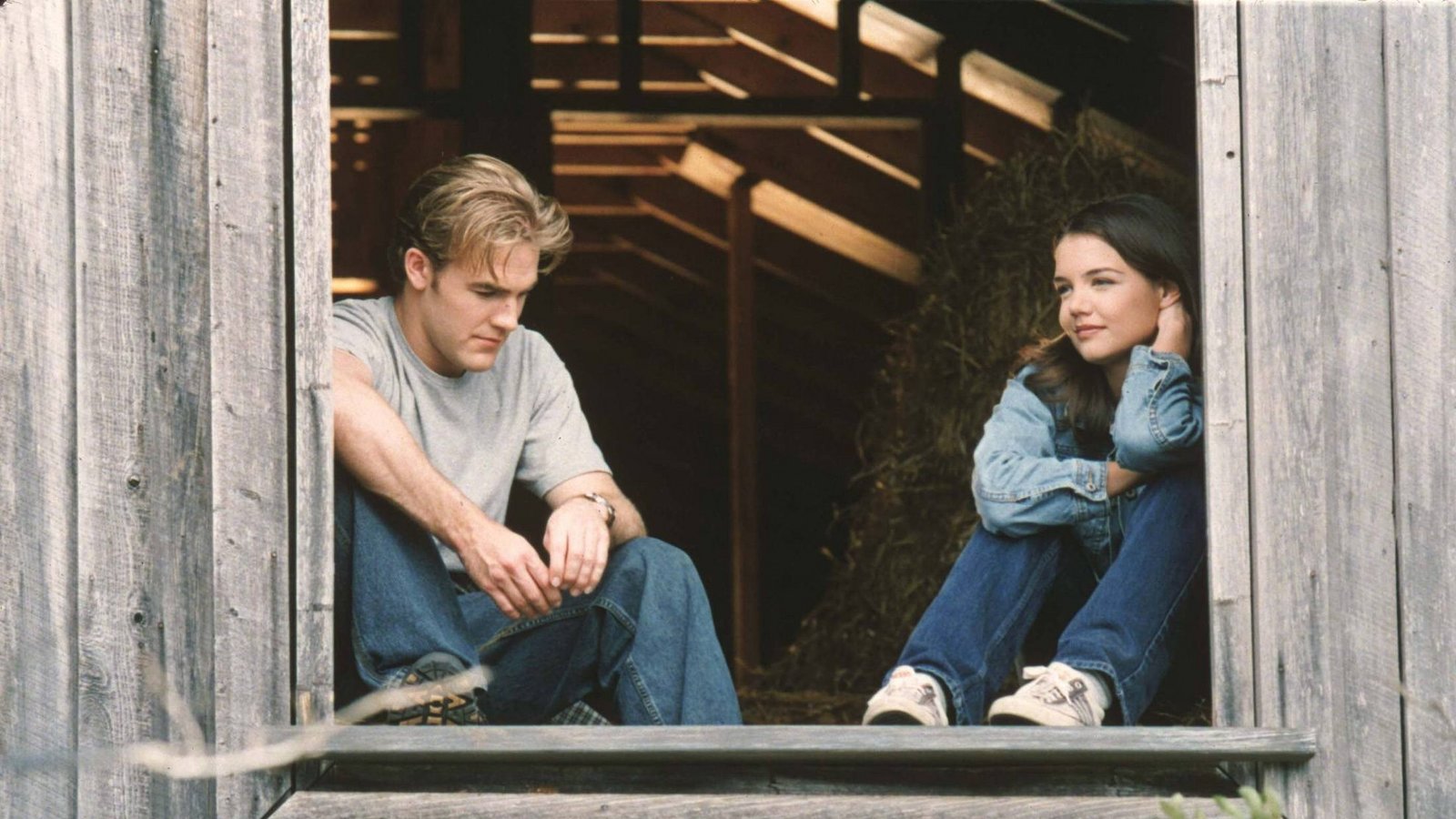 Die Serie "Dawsons Creek" machte James van der Beek und Katie Holmes weltberühmt.Foto: IMAGO / Cinema Publishers Collection Die Serie "Dawsons Creek" machte James van der Beek und Katie Holmes weltberühmt.Foto: IMAGO / Cinema Publishers Collection