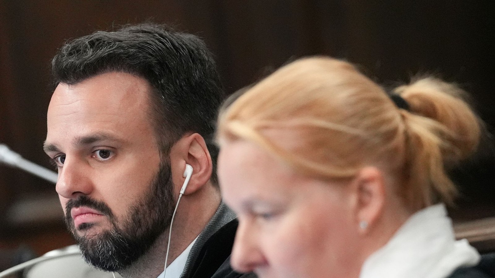 Die Staatsanwaltschaft ist von der Schuld der insgesamt sieben Angeklagten überzeugt.Foto: Marcus Brandt/dpa Pool/dpa