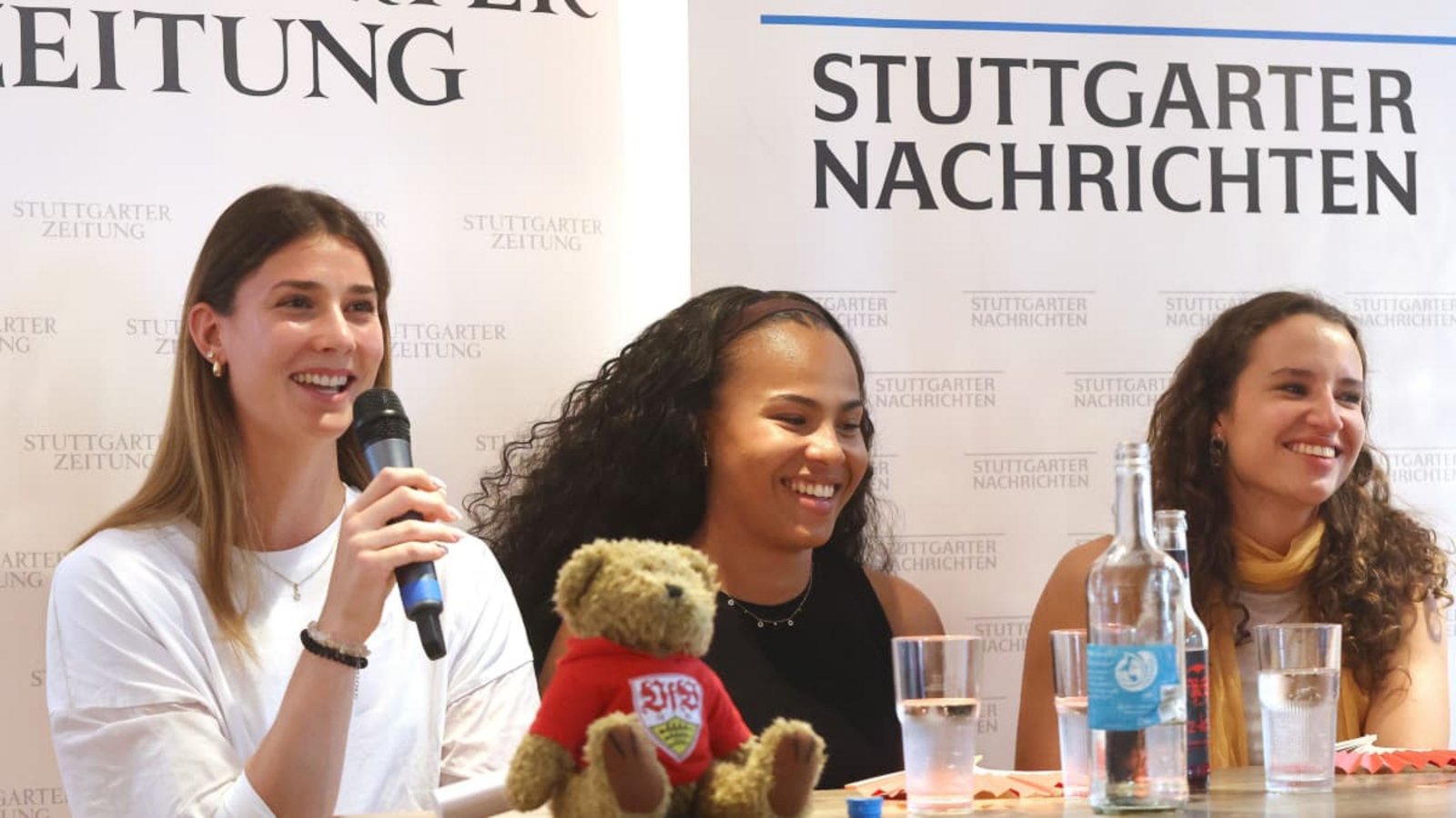 Drei Stuttgarter Leichtathletinnen mit großen Ambitionen (v. li.): Sandrina Sprengel, Laura Raquel Müller und Rosina Schneider.Baumann/Hansi Britsch Drei Stuttgarter Leichtathletinnen mit großen Ambitionen (v. li.): Sandrina Sprengel, Laura Raquel Müller und Rosina Schneider.Baumann/Hansi Britsch