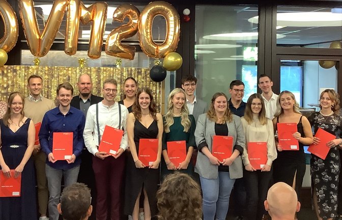 Ihr Fachwissen wird dringend gebraucht: die ersten Absolventen des neuen Studienganges Digitales Verwaltungsmanagement.  <span class='image-autor'>Foto: p</span>