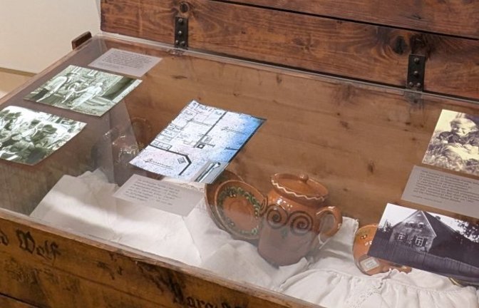 Im Stadtmuseum zeugen Ausstellungsobjekte von Geflüchteten, die in Sachsenheim eine neue Heimat fanden.  <span class='image-autor'>Foto: p</span>
