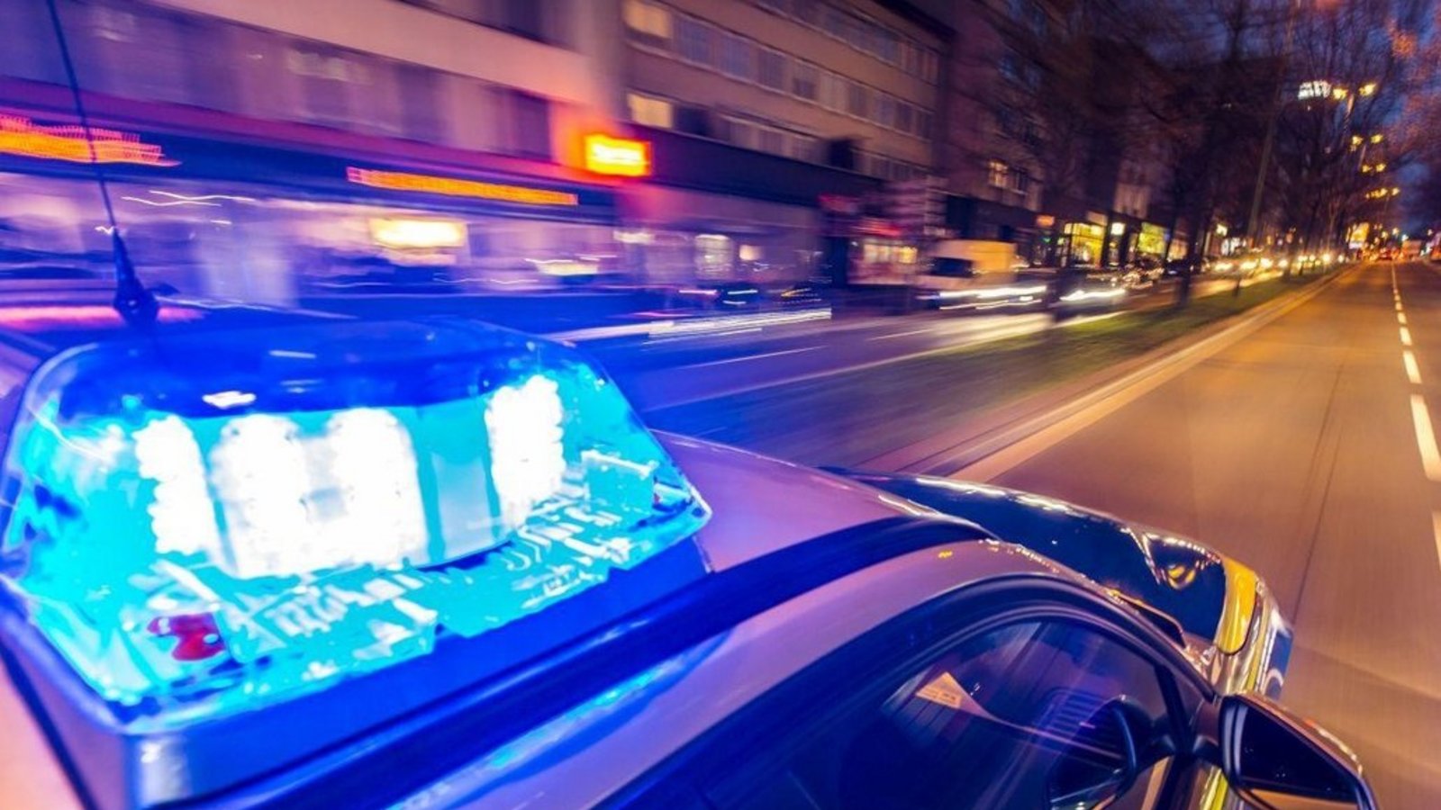 Zu einer nächtlichen Großfahndung kommt es am Donnerstagabend in Ludwigsburg - bislang ohne Erfolg. Symbolbild: VKZ Zu einer nächtlichen Großfahndung kommt es am Donnerstagabend in Ludwigsburg - bislang ohne Erfolg. Symbolbild: VKZ