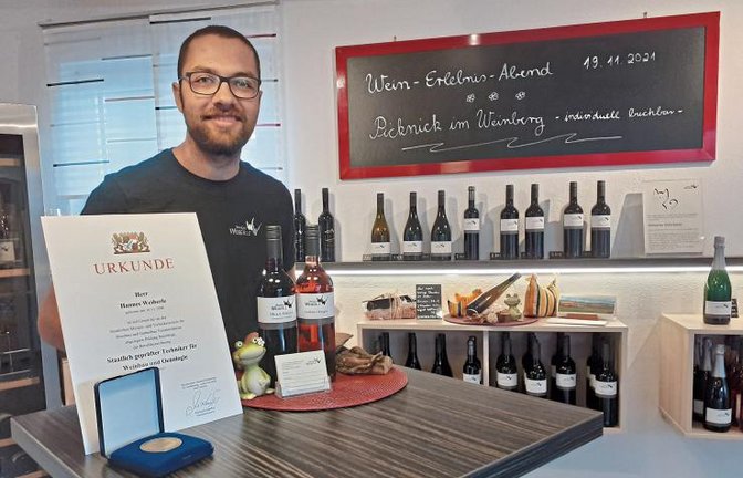 Hat die Ausbildung zum Weintechnologen mit dem besten Ergebnis in ganz Baden-Württemberg abgeschlossen: Hannes Weiberle aus Hohenhaslach.  Foto: Glemser
