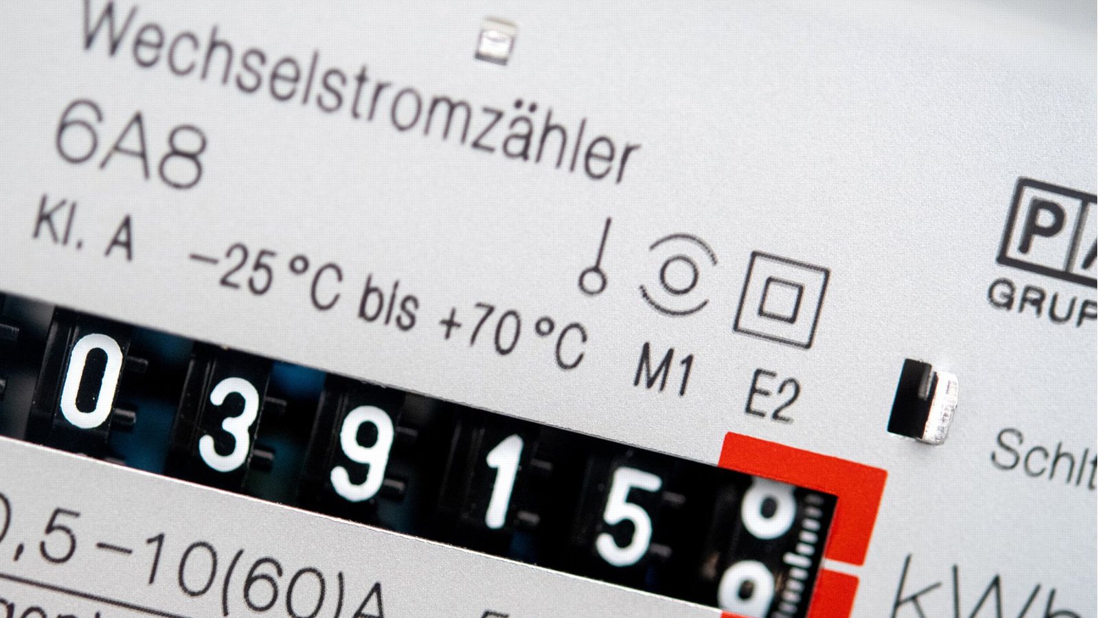 Die Kilowattstunde – wir kennen sie vom Stromzähler und von der Stromrechnung. Aber was leistet die eigentlich?Foto: dpa/Hauke-Christian Dittrich Die Kilowattstunde – wir kennen sie vom Stromzähler und von der Stromrechnung. Aber was leistet die eigentlich?Foto: dpa/Hauke-Christian Dittrich