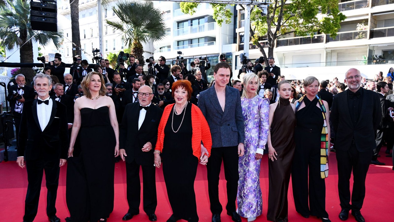 Der Cast von "Heimsuchung" kam nach Cannes.Foto: Terenghi/Ipa-Agency.Net/IPA via ZUMA Press/dpa Der Cast von "Heimsuchung" kam nach Cannes.Foto: Terenghi/Ipa-Agency.Net/IPA via ZUMA Press/dpa