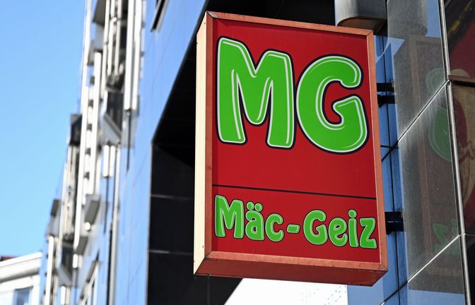 In vielen ostdeutschen Städten gibt es Filialen der Kette Mäc Geiz.<span class='image-autor'>Foto: Elisa Schu/dpa</span>