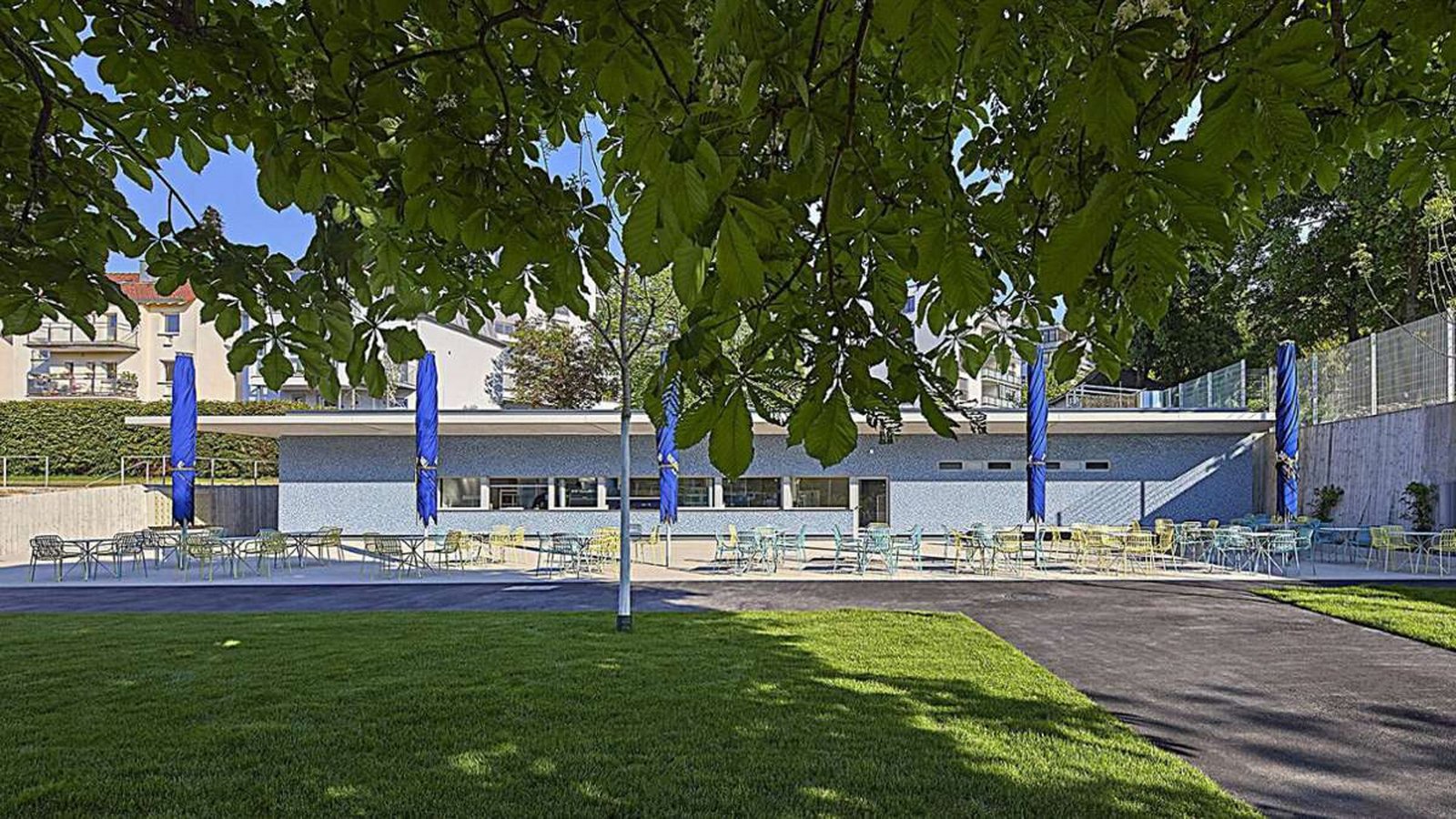 Der neue Pavillon im Garten des Stuttgarter Bad Berg wird während der Reparaturarbeiten geöffnet haben.Foto: Uwe Ditz/4a Architekten Der neue Pavillon im Garten des Stuttgarter Bad Berg wird während der Reparaturarbeiten geöffnet haben.Foto: Uwe Ditz/4a Architekten