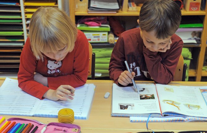 Länger gemeinsam lernen – das will die Koalition Grundschülern in mehr in Ganztagsschulen ermöglichen.<span class='image-autor'>Foto: dpa/Patrick Seeger</span>